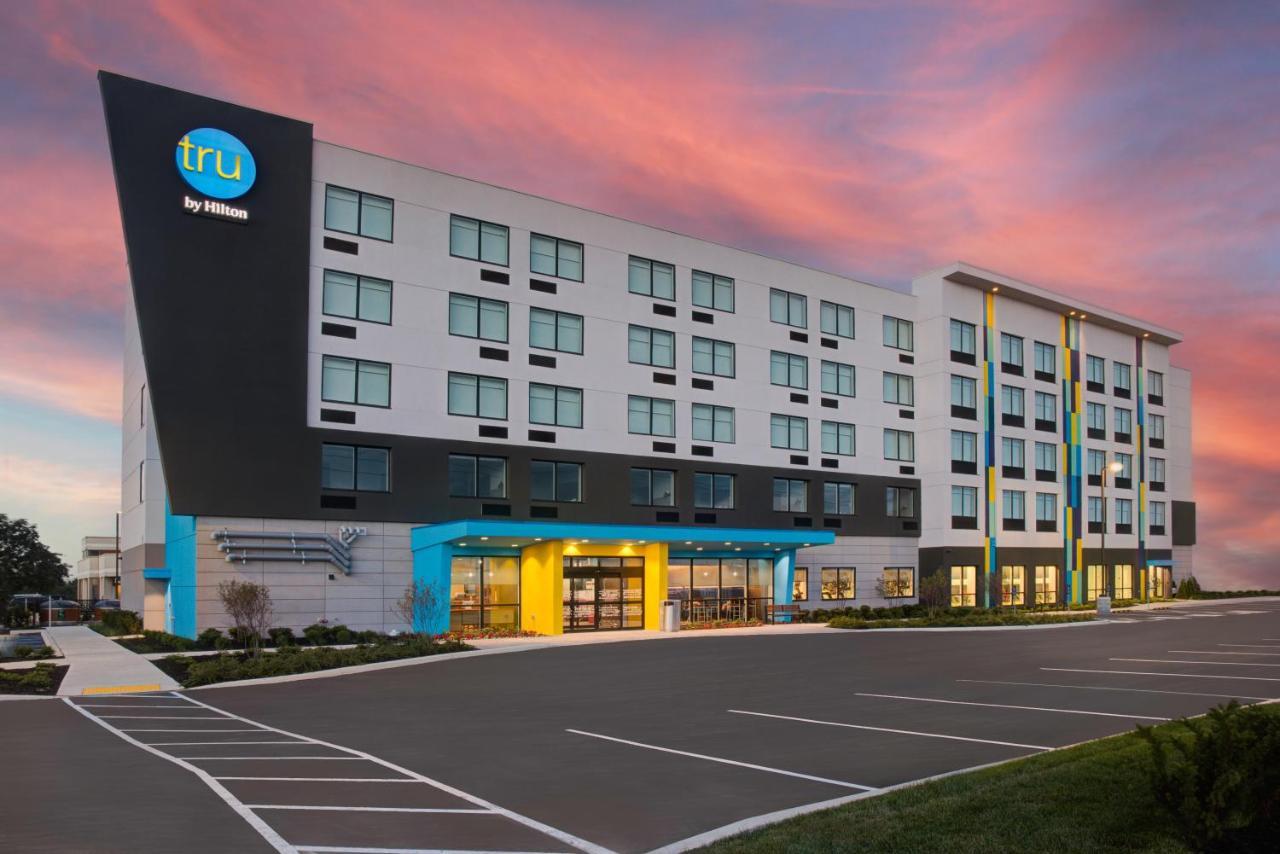 Tru By Hilton Toronto Airport West Hotel Мисисага Екстериор снимка
