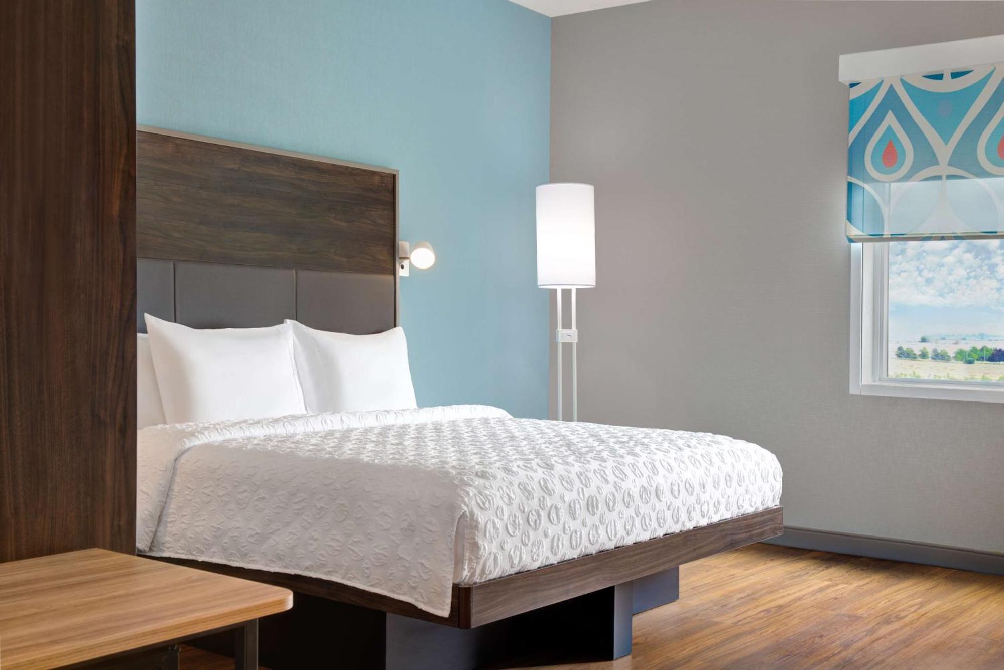 Tru By Hilton Toronto Airport West Hotel Мисисага Екстериор снимка